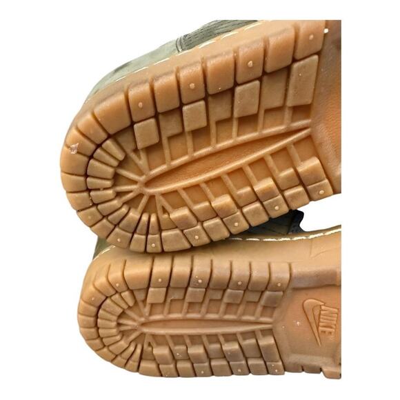 Nike Women Size 7 Dunk Sky High Sneakerboot Dark Loden Anthracite - Picture 9 of 10